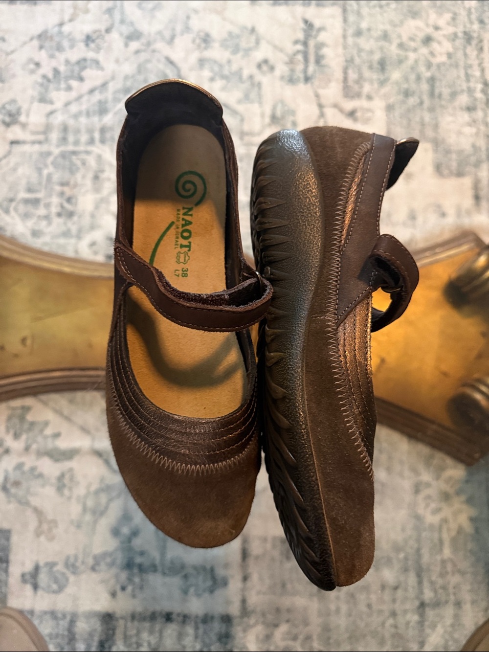 Naot Kirei Brown Suede Bronze Leather Mary Jane Flats with Strap Size 38 L7 - Picture 1 of 8